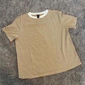 Striped Short Sleeve Tee size medium